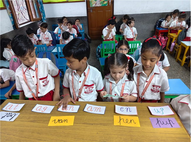 Rhyming words Activity of Class UKG