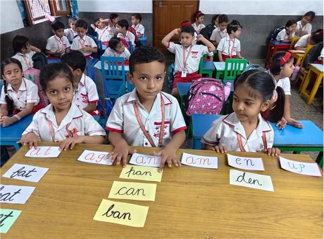 Rhyming words Activity of Class UKG