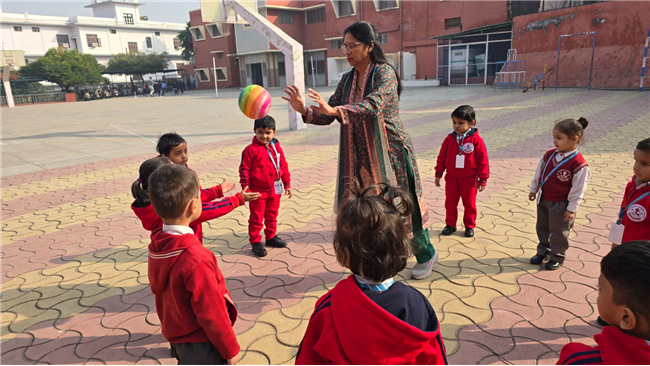 NURSERY AND LKG THROW AND CATCH ACTIVITY