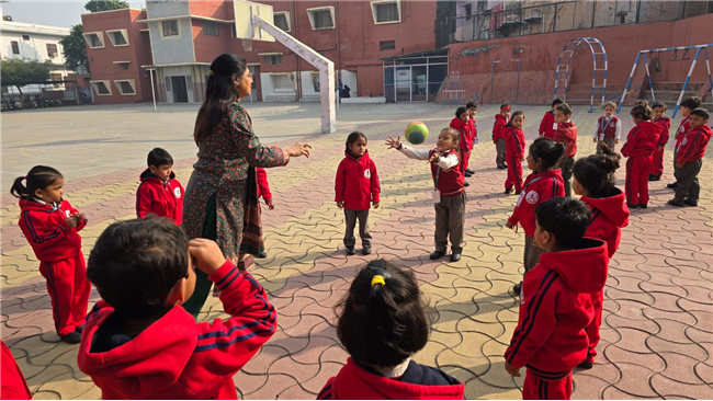 NURSERY AND LKG THROW AND CATCH ACTIVITY