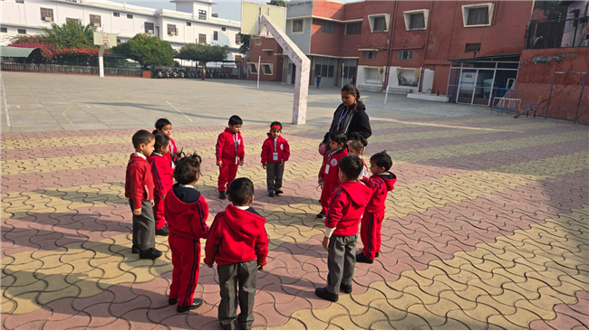 NURSERY AND LKG THROW AND CATCH ACTIVITY