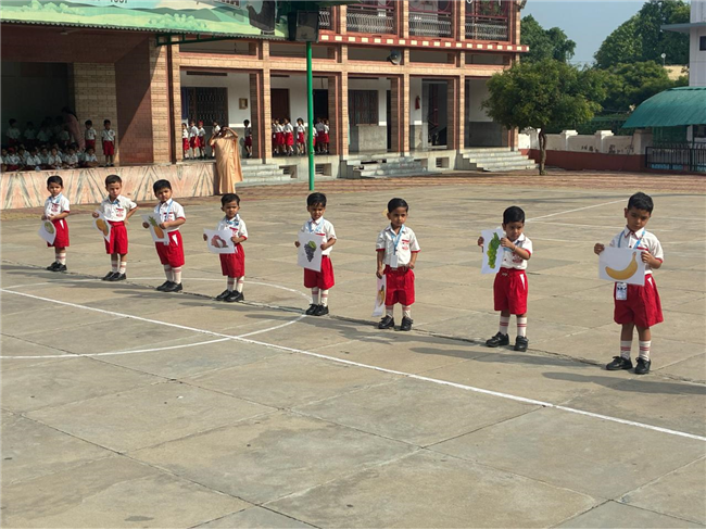 MATCHING THE FRUITS AND VEGETABLES ACTIVITY