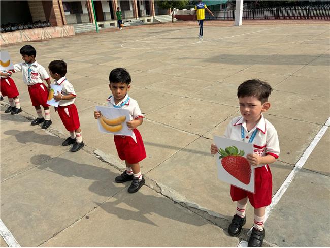MATCHING THE FRUITS AND VEGETABLES ACTIVITY
