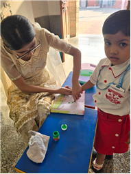 THUMB IMPRESSION ACTIVITY  FOR CLASS NURSERY