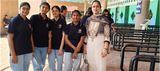 EDUCATIONAL TOUR FOR SENIORS AT SCIENCE CITY