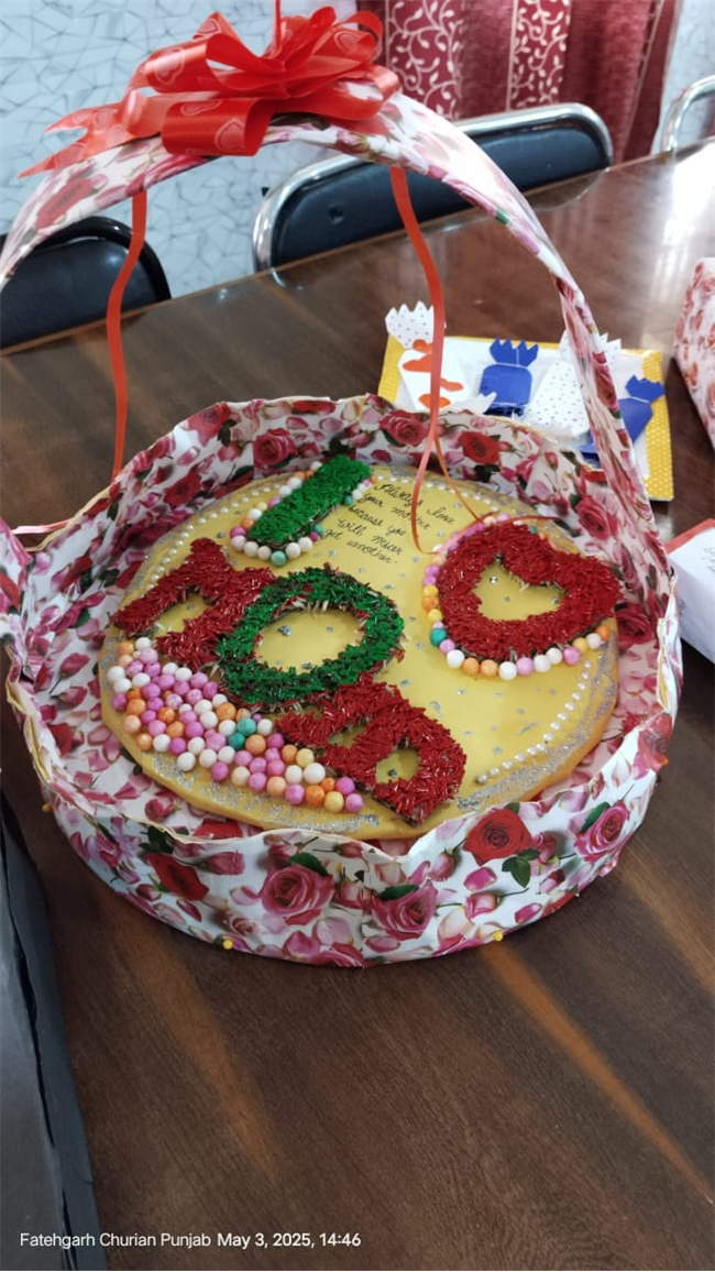 GIFT AND CARD MAKING COMPETITION