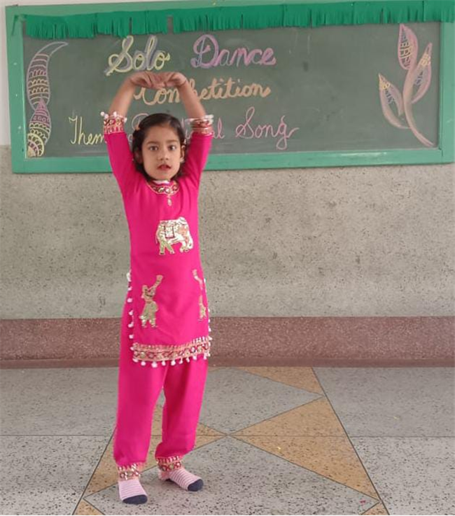 Solo Dance Competition - (UKG)