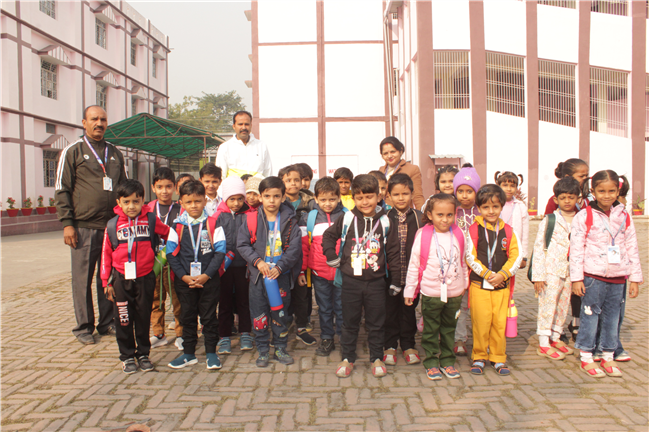 Campus Mini Picnic for LKG to Class 2 : 17th Nov. 2025