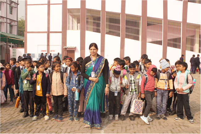 Campus Mini Picnic for LKG to Class 2 : 17th Nov. 2025