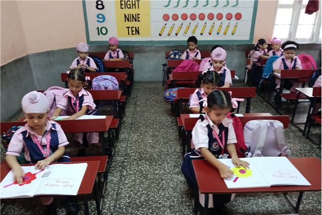 RAKHI MAKING ACTIVITY (KINDERGARTEN)