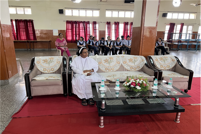 ENGLISH DECLAMATION COMPETITION CLASSES VI-VIII