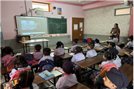 CHALO JEETE HAIN MOVIE SHOWCASING IN SCHOOL