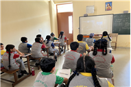 CHALO JEETE HAIN MOVIE SHOWCASING IN SCHOOL