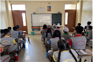 CHALO JEETE HAIN MOVIE SHOWCASING IN SCHOOL