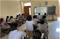 CHALO JEETE HAIN MOVIE SHOWCASING IN SCHOOL