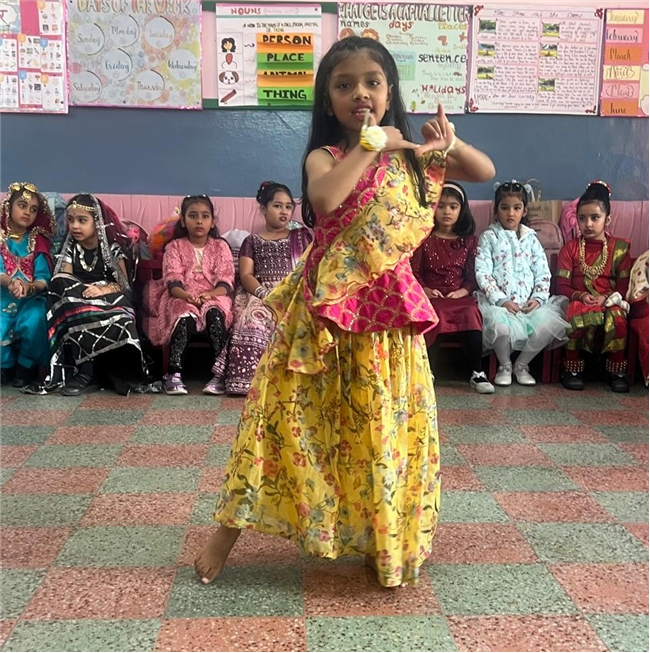 Competition: Little Feet, Big Expressions