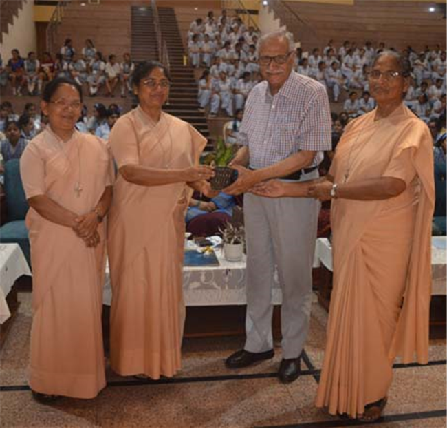 Leading with Light : Investiture Ceremony of Umeed & Sparkles Clubs