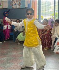 Competition: Little Feet, Big Expressions