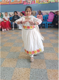 Competition: Little Feet, Big Expressions