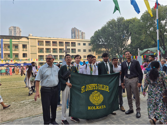 Catholic students at Eucharistic Procession