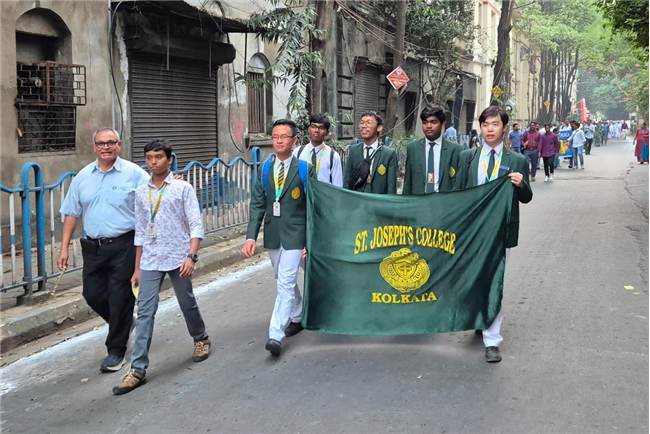 Catholic students at Eucharistic Procession