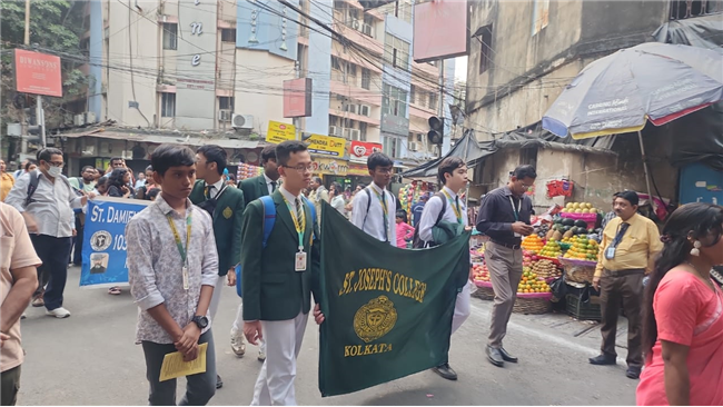Catholic students at Eucharistic Procession