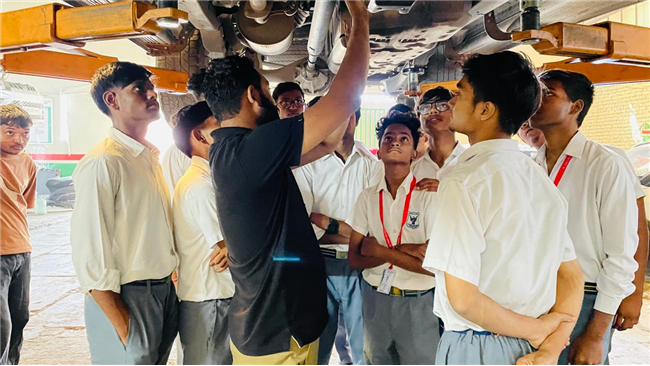 UNDERSTANDING VEHICLE PARTS, WHEEL ALIGNMENT AND BALANCING