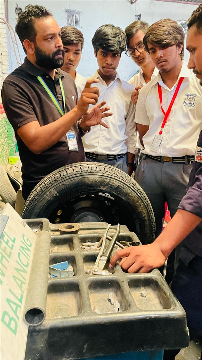 UNDERSTANDING VEHICLE PARTS, WHEEL ALIGNMENT AND BALANCING