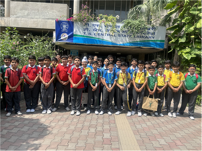 VISIT TO T.S. CENTRAL STATE LIBRARY, SECTOR 17, CHANDIGARH