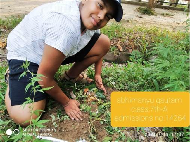 Good Deeds by Class 7 Students.