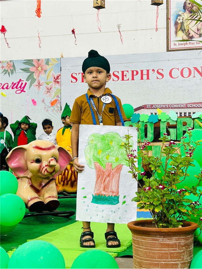 Go Green Fashion Show – Kindergarten Event