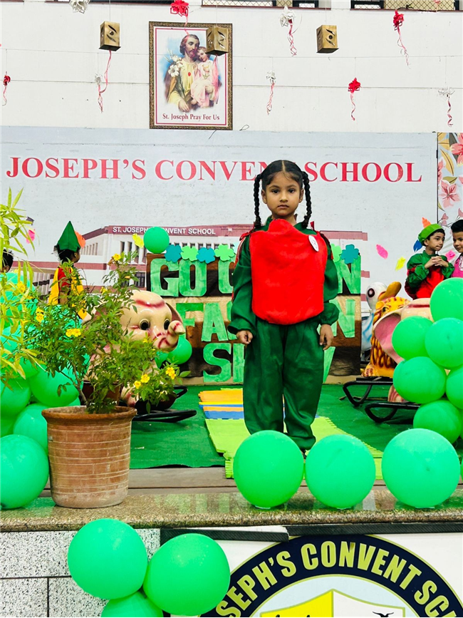 Go Green Fashion Show – Kindergarten Event