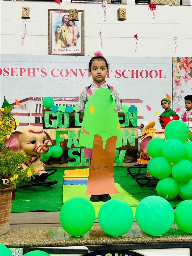 Go Green Fashion Show – Kindergarten Event