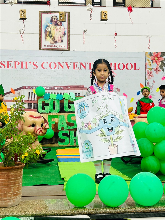 Go Green Fashion Show – Kindergarten Event