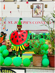 Go Green Fashion Show – Kindergarten Event