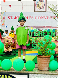 Go Green Fashion Show – Kindergarten Event