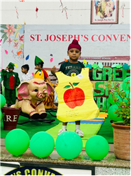 Go Green Fashion Show – Kindergarten Event