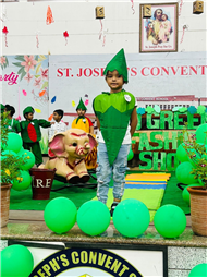 Go Green Fashion Show – Kindergarten Event