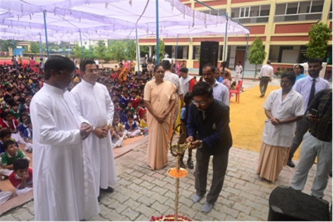 FAREWELL CEREMONY OF REV. FR. JOSEPH SAGAYANATHAN AT SJS NAINI