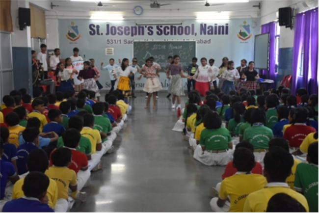 Inter House Group Dance Competition (Classes - I to V)