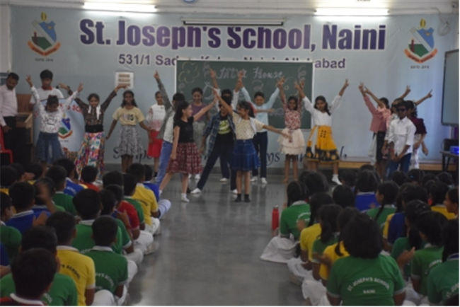 Inter House Group Dance Competition (Classes - I to V)