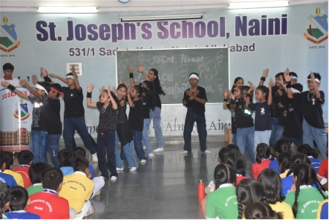Inter House Group Dance Competition (Classes - I to V)