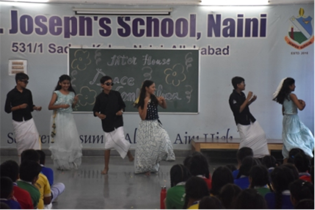 Inter House Group Dance Competition (Classes - I to V)