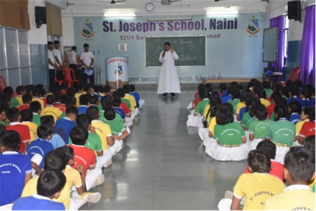 Inter House Group Dance Competition (Classes - I to V)