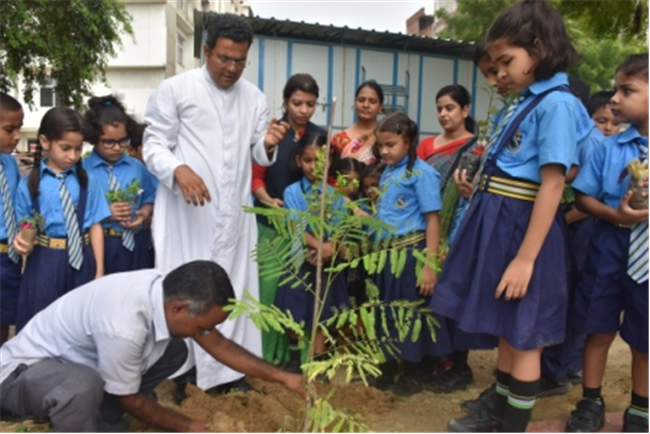 Rooted in Green: A Van Mahotsav Celebration by Young Eco-Warriors