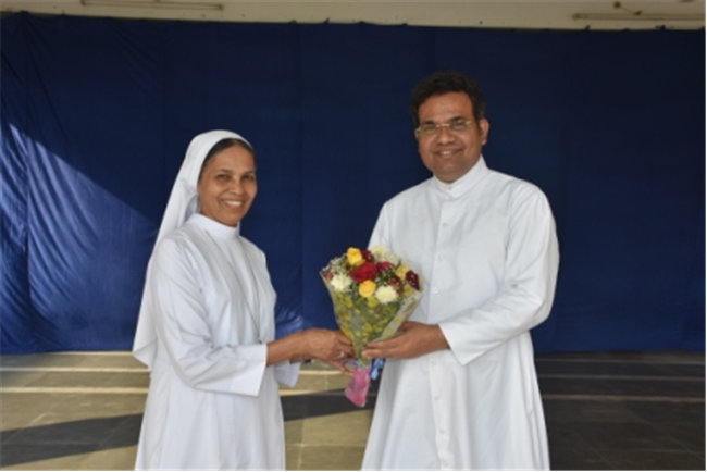 SJS Naini Welcomes the new Principal (Rev. Fr. Melwin Wilson D'Souza)