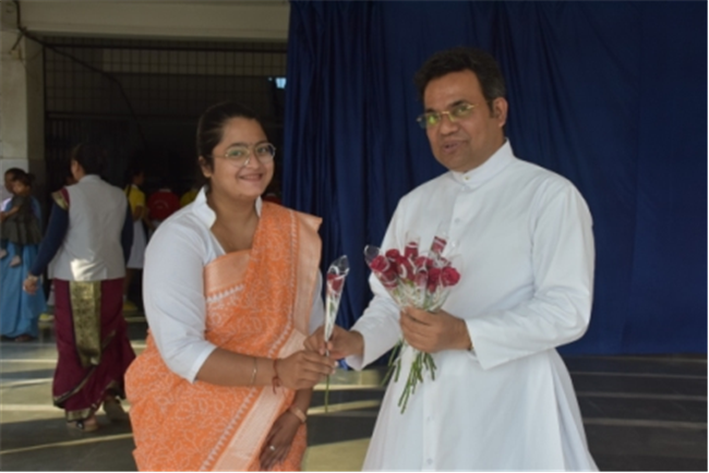 SJS Naini Welcomes the new Principal (Rev. Fr. Melwin Wilson D'Souza)