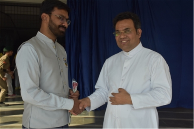 SJS Naini Welcomes the new Principal (Rev. Fr. Melwin Wilson D'Souza)