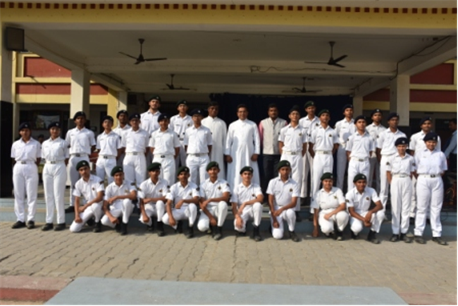 SJS Naini Welcomes the new Principal (Rev. Fr. Melwin Wilson D'Souza)