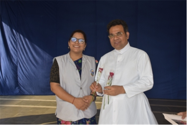 SJS Naini Welcomes the new Principal (Rev. Fr. Melwin Wilson D'Souza)
